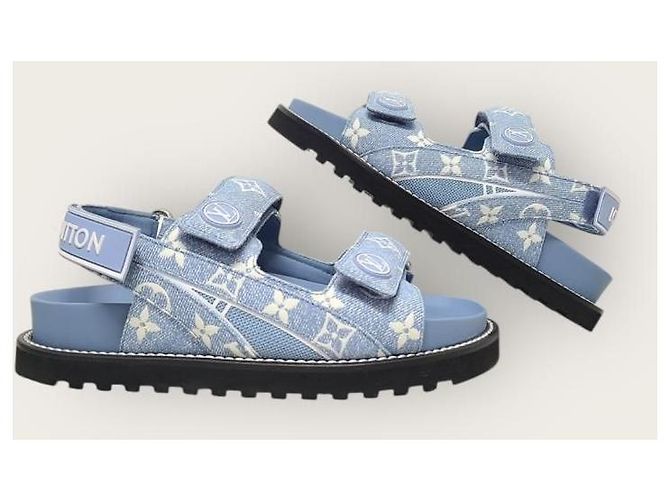 Louis Vuitton Sandali piatti in denim Monogram Paseo Velcro Blu - vista 5