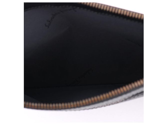 Salvatore Ferragamo Pochette à bandoulière noire taille Medium - vue 11