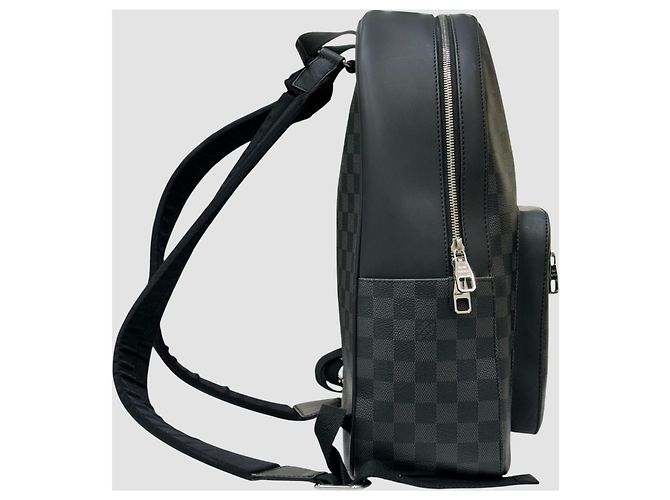 Louis Vuitton Zaino Joshi in Damier Graphite Nero - vista 4