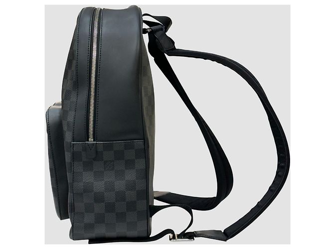 Louis Vuitton Zaino Joshi in Damier Graphite Nero - vista 5