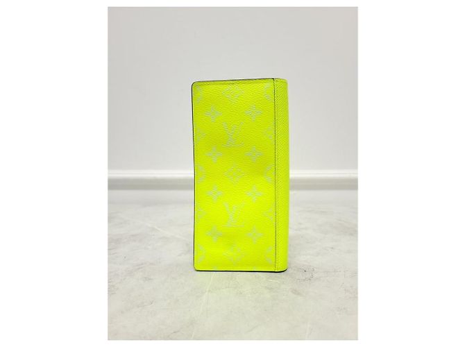 Louis Vuitton Lime Monogram Brazza Wallet Golden - view 5