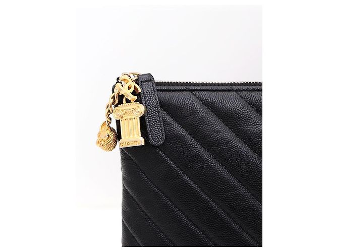 Chanel Portachiavi e pochette Chevron Caviar Nero - vista 4