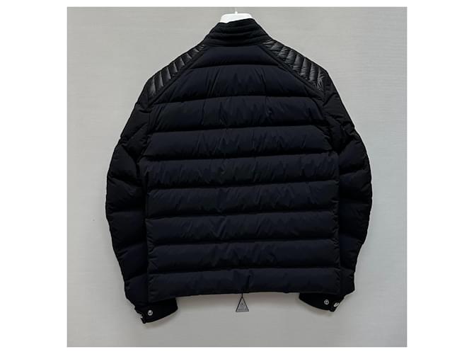 Moncler Samarens Down Jacket Silvery - view 6