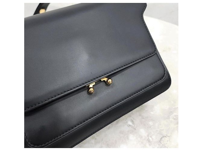 Marni Borsa a tracolla a bauletto in pelle nera - vista 5