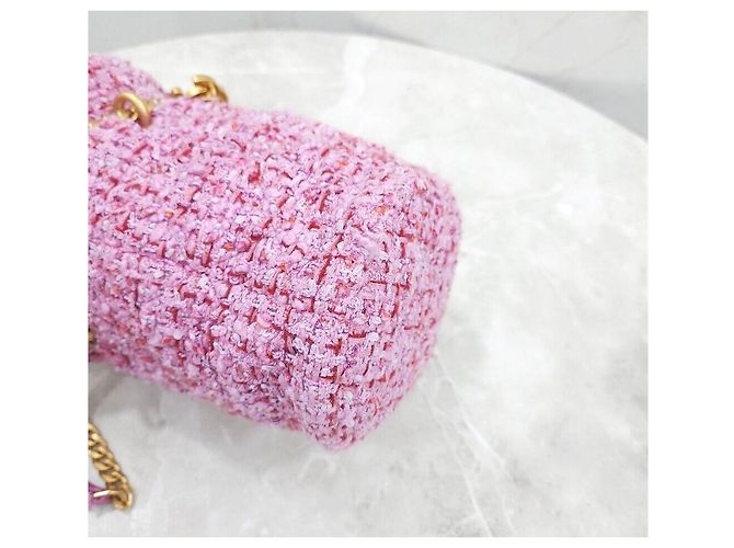 Chanel Borsa Bucket in Tweed Season con Logo CC Rosa - vista 6