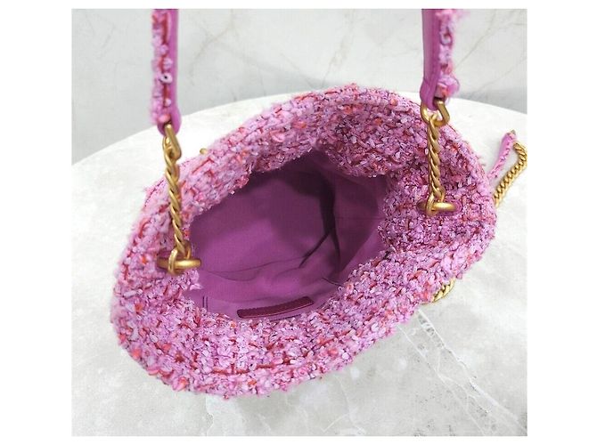 Chanel Borsa Bucket in Tweed Season con Logo CC Rosa - vista 7