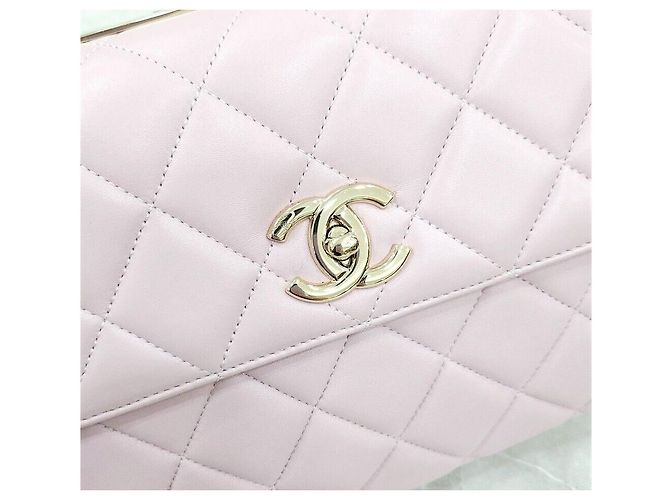 Chanel Piccola borsa a tracolla in agnello rosa trendy CC con catena dorata - vista 5