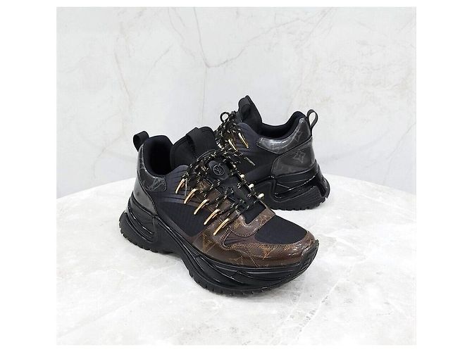 Louis Vuitton Sneakers Monogram Pulse Nero - vista 3