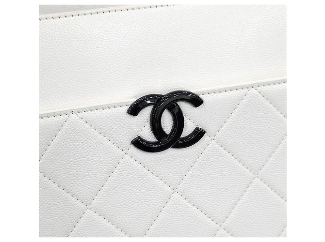 Chanel Borsa Shopper CC Logo White Caviar con catena Large Series Bianco - vista 5
