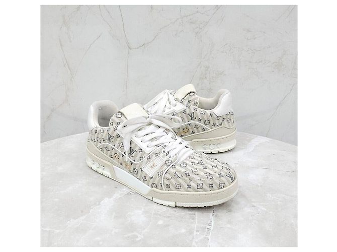 Louis Vuitton Sneakers Trainer LV Monogram Stripe Argento - vista 3