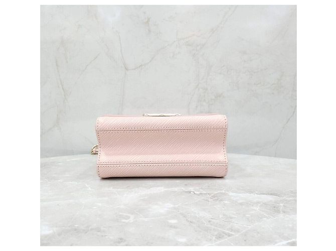 Louis Vuitton Borsa a tracolla Pink Epi Twist PM Rosa - vista 7