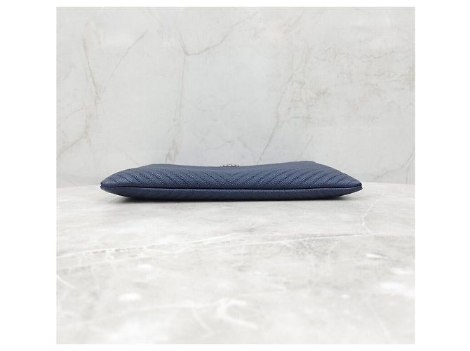 Chanel Clutch Chevron Boy New Medium Navy Silver Series Blu - vista 5