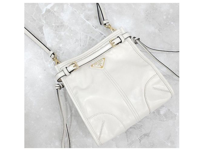 Prada Nuova mini borsa a tracolla Bonnie in pelle - vista 4