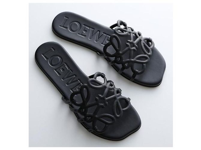 Loewe Slide Petal Anagram in pelle di vitello morbida - vista 3
