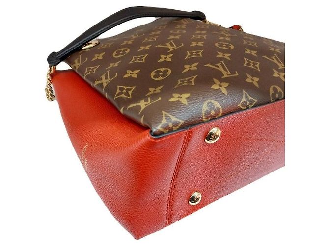 Louis Vuitton Borsa a tracolla Shiren MM in Monogram Canvas Cherry Color Multicolore - vista 4