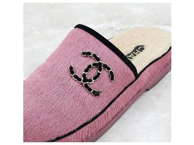 Chanel Mule in scamosciato e shearling con logo CC Rosa - vista 6