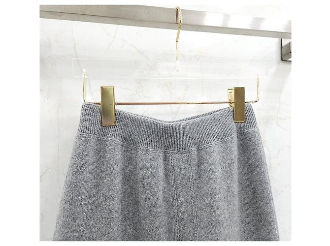 Prada Pantaloni Jogger in Maglia con Logo Triangolo in Cashmere Marrone - vista 3