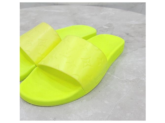Louis Vuitton Pantofole Monogramma Neon Acquerello Argento - vista 6