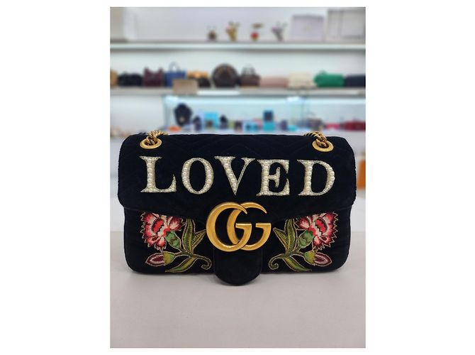 Gucci Borsa a tracolla Marmont Medium Velvet LOVE Pearl Flora Nero - vista 8
