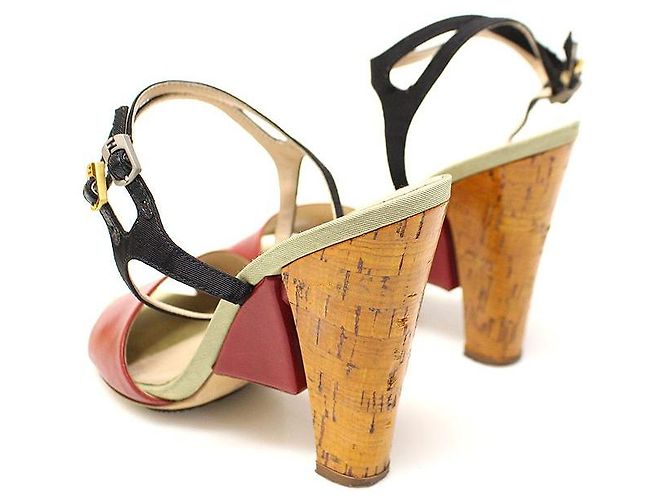 Fendi Sandali da donna in pelle rossa con bordatura in raso multicolore - vista 5
