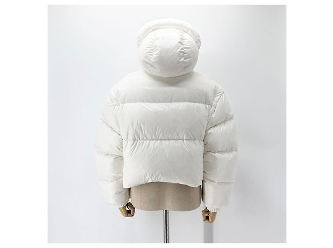 Prada Wandelbare kurze gesteppte Damenjacke Silber - Ansicht 6