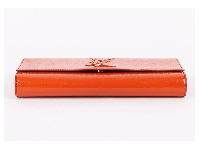 Saint Laurent Clutch Belle Du Jour in vernice arancione - vista 6