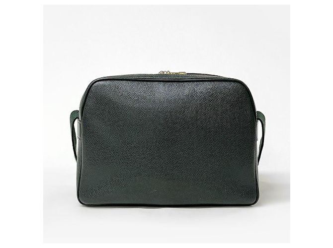 Louis Vuitton Borsa a tracolla Taiga Reporter PM Verde - vista 4