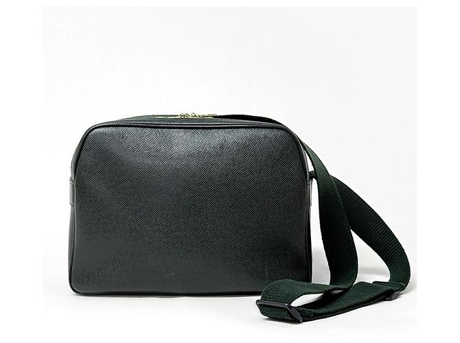 Louis Vuitton Borsa a tracolla Taiga Reporter PM Verde - vista 5
