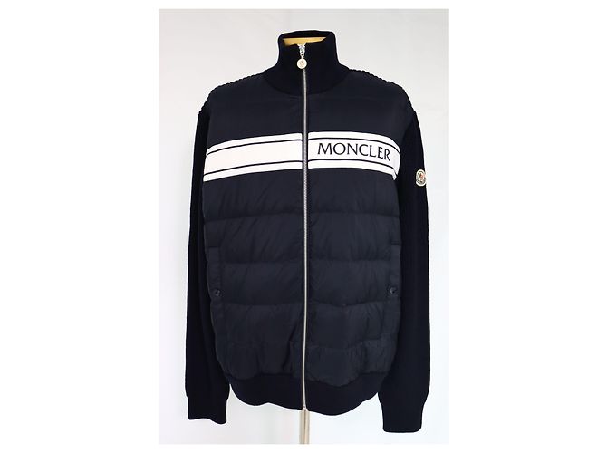 Moncler Malha Acolchoada com Zíper Preto - vista 2