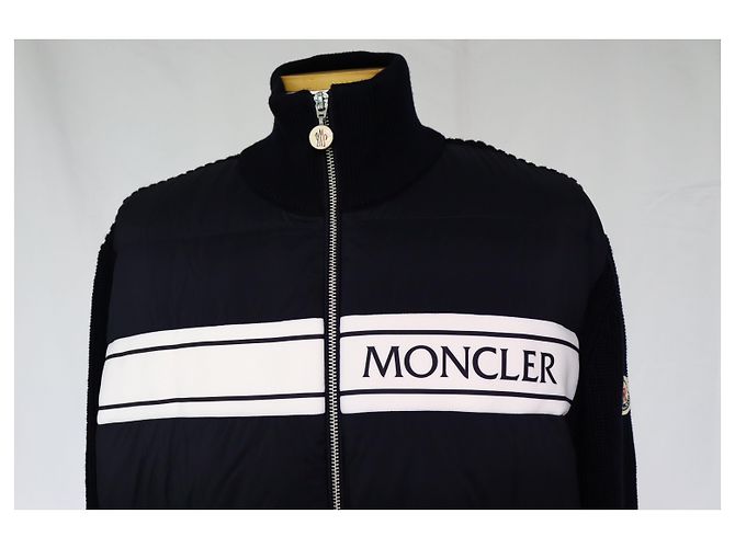 Moncler Malha Acolchoada com Zíper Preto - vista 7