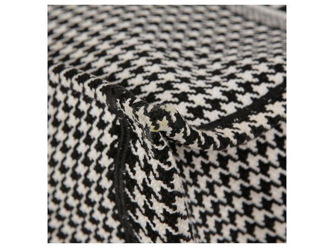 Dior Große Book Tote Bag mit schwarz-weißem Hahnentritt-Stickmuster - Ansicht 5