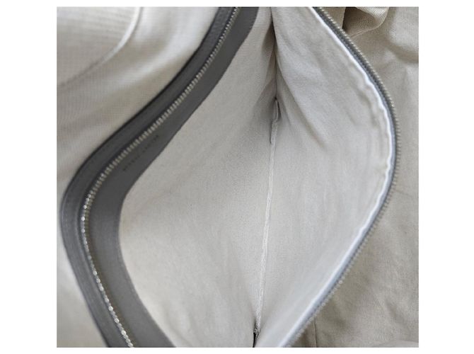 Gucci Sac cabas en toile avec détails embossés Marron - vue 10