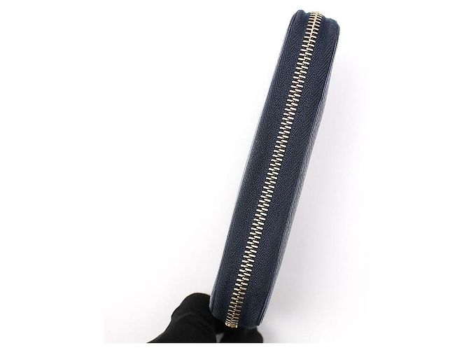 Gucci Swing Blue Leather Zip Wallet - view 6