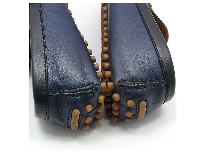 Louis Vuitton Mocassini Hockenheim con logo LV dorato e blu navy - vista 10
