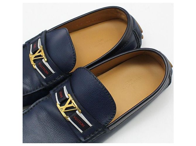 Louis Vuitton Mocassini Hockenheim con logo LV dorato e blu navy - vista 9