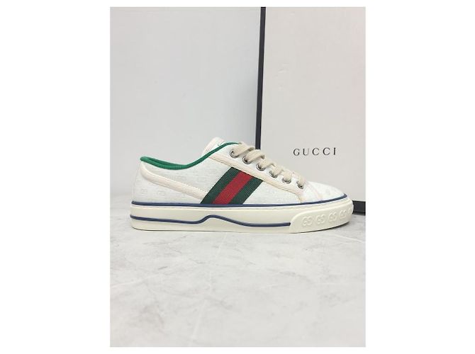 Gucci Baskets Tennis GG Supreme blanches - vue 2
