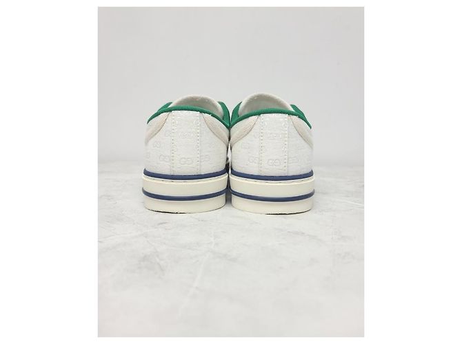 Gucci Baskets Tennis GG Supreme blanches - vue 5