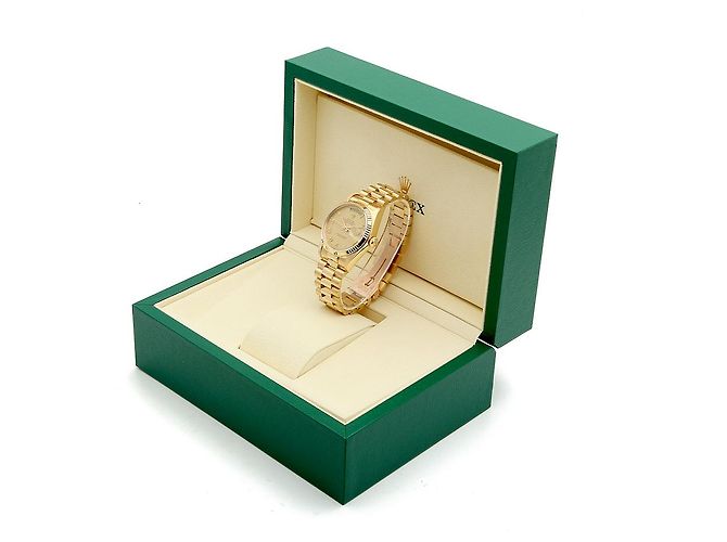 Rolex Orologio in oro da uomo Day-Date, quadrante romano oro champagne opaco D'oro - vista 27
