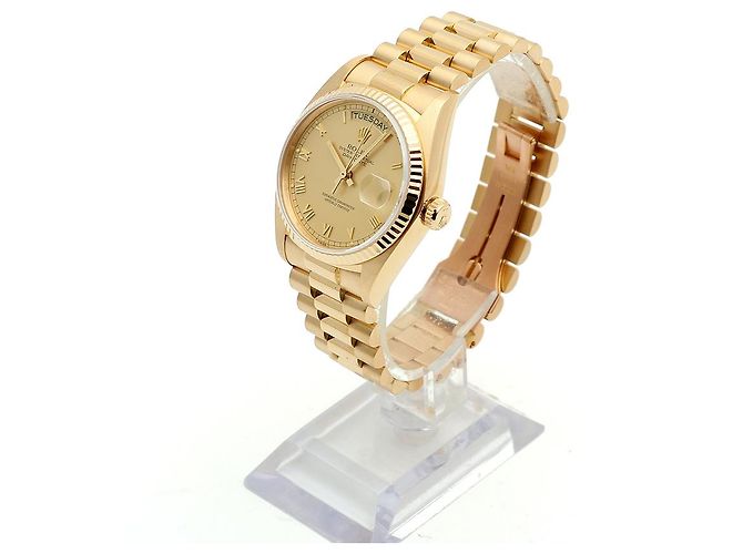 Rolex Orologio in oro da uomo Day-Date, quadrante romano oro champagne opaco D'oro - vista 4