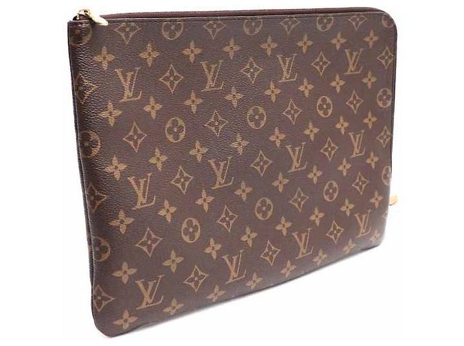 Louis Vuitton Clutch Monogram Etui Voyage MM Multicolore - vista 2