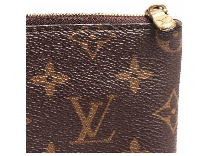 Louis Vuitton Clutch Monogram Etui Voyage MM Multicolore - vista 4