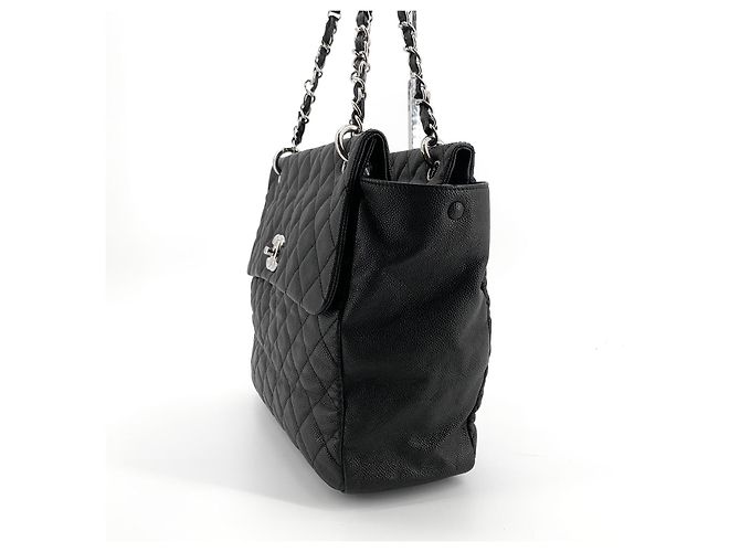 Chanel Bolsa de Ombro Shopper Grande em Caviar Prata Preto - vista 3