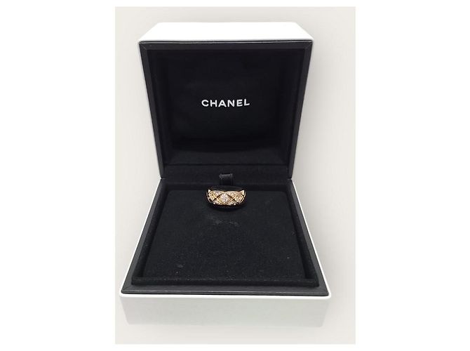 Chanel Coco Crush Ring Small gesteppt Diamant Beige Gold Braun - Ansicht 3