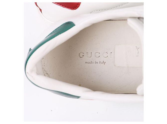 Gucci Weiße Damen-Sneaker mit Interlocking-Logo - Ansicht 9