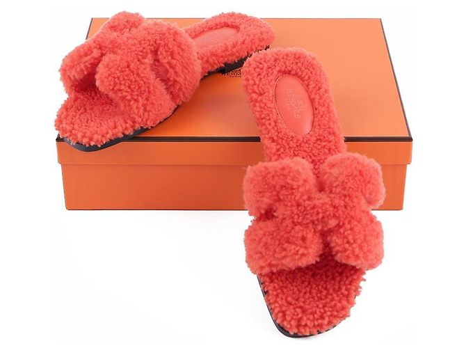 Hermès Oran Sandalen Rot - Ansicht 13