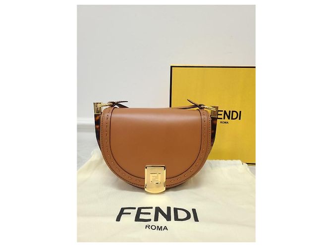 Fendi Borsa a tracolla Moonlight in pelle marrone e tonalità oro - vista 9