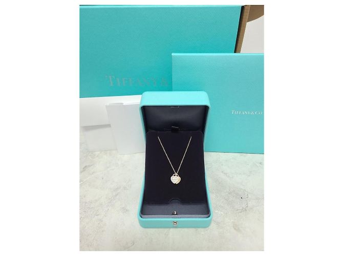 Tiffany & Co Mini Collana con Pendente a Doppio Cuore in Argento e Oro Rosa - vista 7