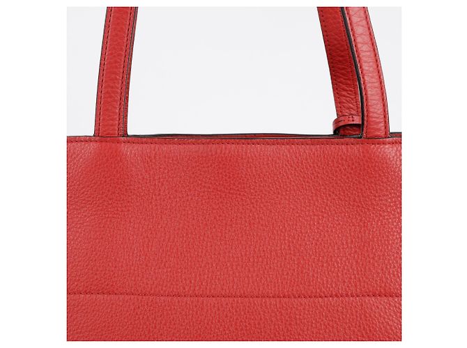Prada Rote Vitello Phoenix Leder Tote und Schultertasche - Ansicht 10