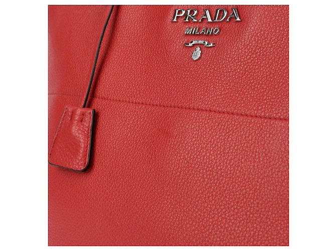 Prada Rote Vitello Phoenix Leder Tote und Schultertasche - Ansicht 6
