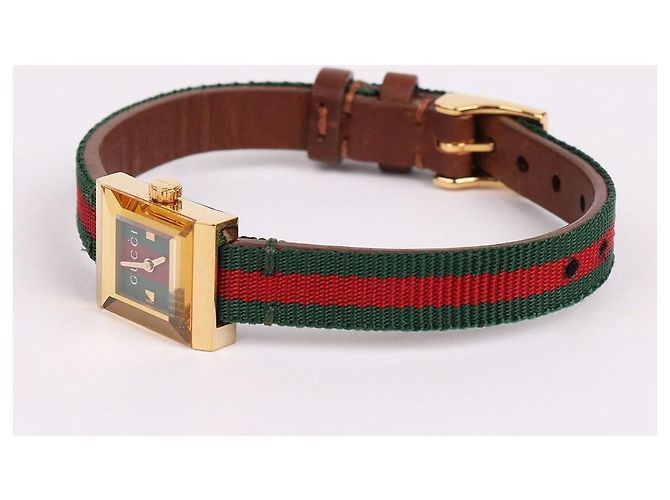 Gucci Reloj de mujer cuadrado con correa de tres líneas chapado en oro Multicolor - vista 5